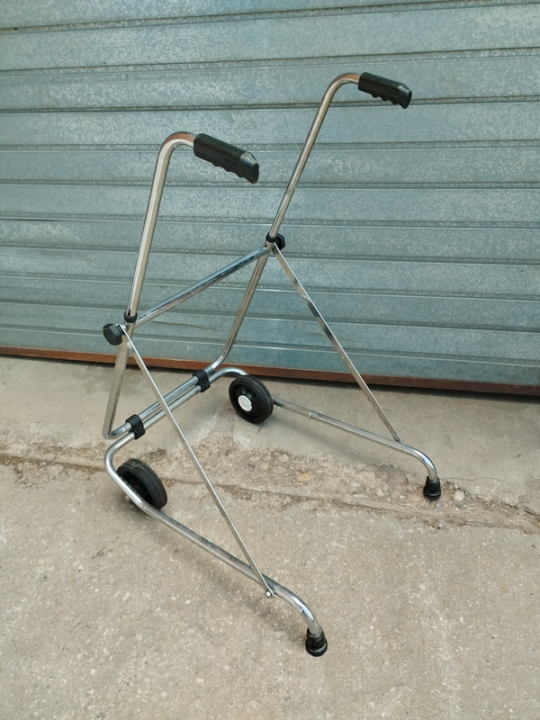 andador alt reg ortopedia medico inox 100x53x70 1u